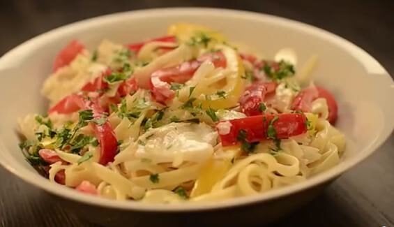 Fettuccine de Bacalhau com Leite de coco